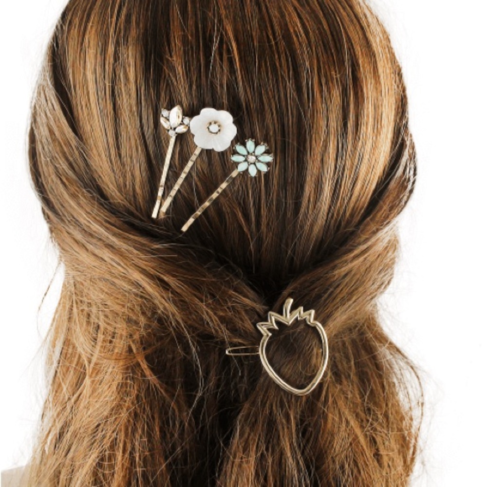 Vintage Bobby Pins Cute Floral Design